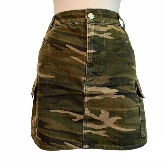 Topshop green camo denim mini skirt size 8 - Picture 3 of 14